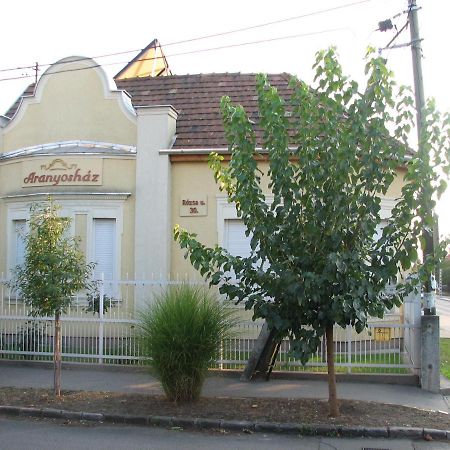 Aranyoshaz-Vendeghaz Daire Budapeşte Dış mekan fotoğraf